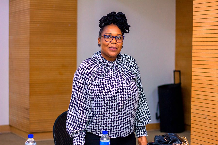 A facilitator addressing an IBAZ training session